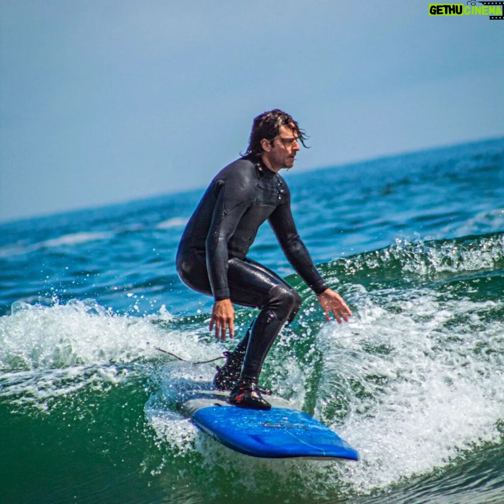 Cristián Riquelme Instagram - La última foto es la importante. Ahí está la razón! #surf #vida #agua #vidaoutdoors
