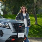 Cristián Riquelme Instagram - Pedazo de máquina es esta Camioneta! Feliz de ser embajador de @nissancl con la #NissanNavara #llegacomoquieres #tecnologiajaponesa