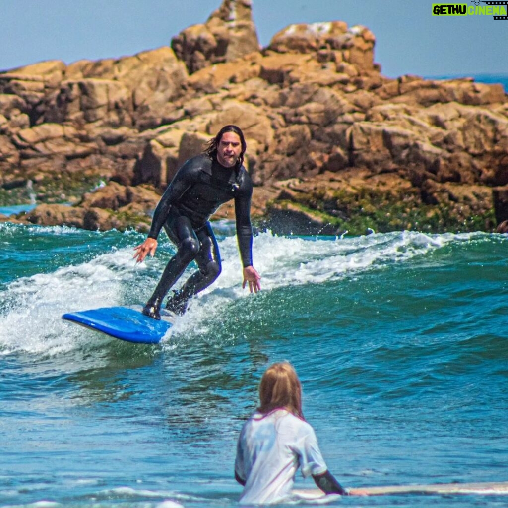 Cristián Riquelme Instagram - La última foto es la importante. Ahí está la razón! #surf #vida #agua #vidaoutdoors