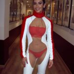 Cristina Pedroche Instagram - Feliz Navidad a todos ustedes 😂❤️❤️❤️