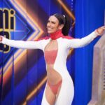 Cristina Pedroche Instagram - Es un sueño ir cada año a despedir la temporada de @elhormiguero para hablar de Campanadas. Por muchos años más❤️❤️❤️
