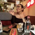 Cristina Pedroche Instagram - Íbamos solo a tomar un cóctel (sin alcohol🥰)…pero es que claro, cualquiera se resiste…❤️ Amo @streetxo.madrid 😍🔥 Street-Xo