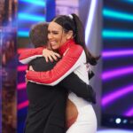 Cristina Pedroche Instagram - Es un sueño ir cada año a despedir la temporada de @elhormiguero para hablar de Campanadas. Por muchos años más❤️❤️❤️