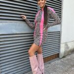Cristina Pedroche Instagram - Últimamente no sé ni el día qué es, pongo en la agenda varias cosas en la misma hora pero en distintas ciudades y lógicamente no puedo estar en dos o tres sitios a la vez… Estos meses son complicados siempre de trabajo pero claro, ahora me tengo que organizar de otra forma y sobre todo entender que no puedo llegar a todo, que a veces toca elegir. Y también me estoy repitiendo mucho lo de que puedo con todo, pero no con todo a la vez. Así que…paciencia 🙏🏽❤️