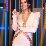 Cristina Pedroche Instagram - Esta noche a las 22h en Antena 3 nuevo programa de @passwordoficial ❤️❤️❤️ Habrá momentos para ponerse seria y mucha tensión pero sobre todo demasiadas risas con estos invitados 🤣❤️ (la ultima foto😂) Os esperamos 😍😍😍
