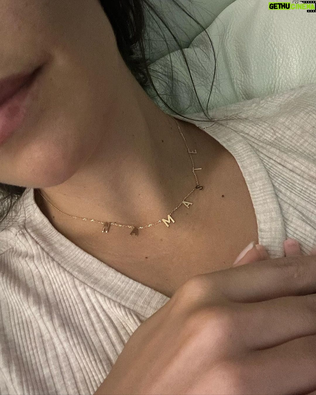 Cristina Pedroche Instagram - Un mix de cosas que me gustan. Mucho. ❤️