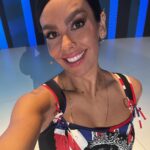 Cristina Pedroche Instagram - Esta noche a las 22h en Antena 3 nuevo programa de @passwordoficial ❤️❤️❤️❤️ Os esperamos con nuevos passwords y mucha diversión 😍❤️