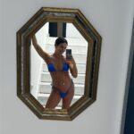 Cristina Pedroche Instagram - Aviso a navegantes: Me queda poco de tripa y voy a ser pesada subiendo fotos así. Sé que la voy a echar de menos y no quiero quedarme con ganas de subir fotos de mi tripa porque haya gente a la que “le empache”. Sorry🙏🏽