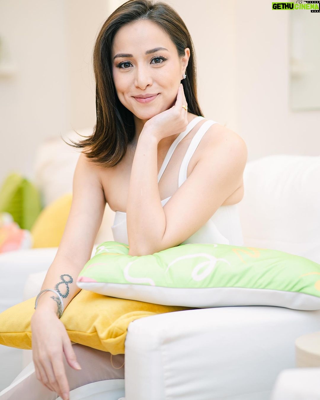 Cristine Reyes Instagram - @poshnails_ has opened its newest branch in @poshnailsbgc. πΈππ©·