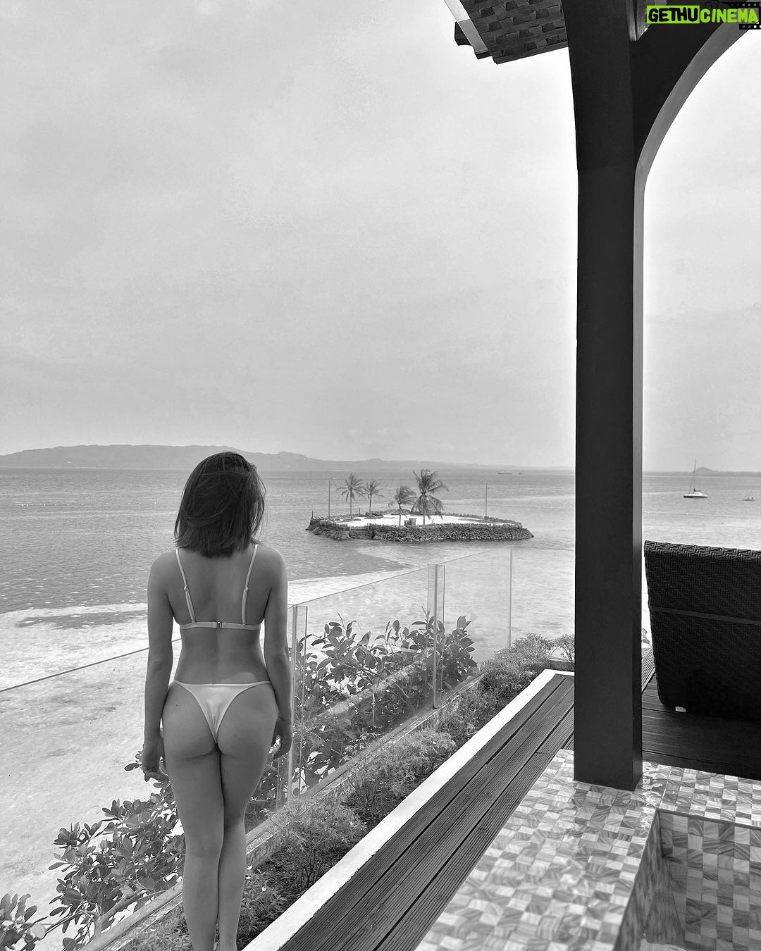 Cristine Reyes Instagram - @mithiresortandspa 🐚 @gumabaomarco 📷 Mithi Resort & Spa