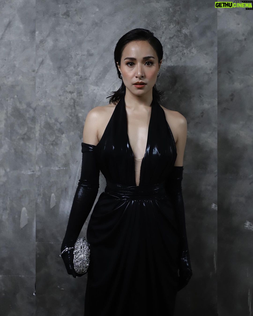 Cristine Reyes Instagram - ๐๐ถ๐ฑ๐ป๐ฎ๐ฝ ๐๐ผ๐ฟ ๐ฅ๐ผ๐บ๐ฎ๐ป๐ฐ๐ฒ ๐ก๐ผ๐ ๐ฆ๐ต๐ผ๐๐ถ๐ป๐ด โค๏ธโ๐ฅ . . . @ehrranmontoya @_regicruz_ @roge_bernaldez @viva_films @kamisetaskinclinic @gaocdental @poshnails_ ๐ธ @melobalingit