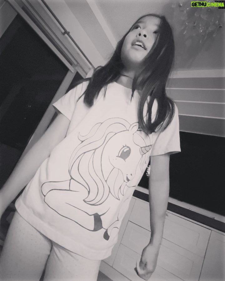 Cristine Reyes - 60.2K Likes - a m a r a h 🌻🍭🦄