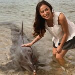 Cristine Reyes Instagram - I felt a surge of joy in my heart for a brief moment. 🐬 Subic Bay, Phillippines