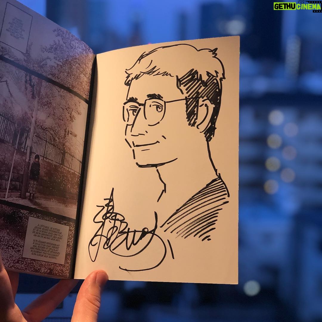 Cyprien Iov Instagram - Souvenir de ma rencontre avec le mangaka @asano_inio ! Je vous en parle bientôt en vidéo. Merci @editions_kana_officiel pour ce moment ✌️✍️