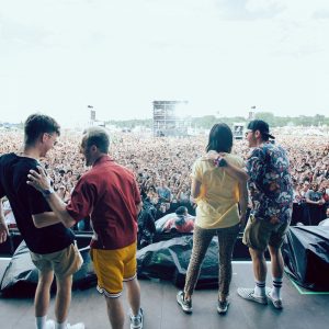 Cyprien Iov Instagram - À l’année prochaine @solidays 📸 @laurag_photo
