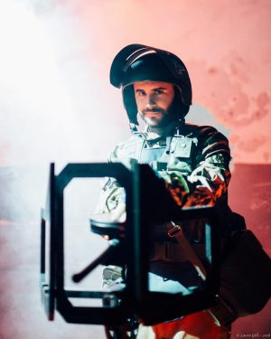 Cyprien Iov Instagram - ✌️ tournage du court métrage de @xsqueezie m
Photo @laurag_photo