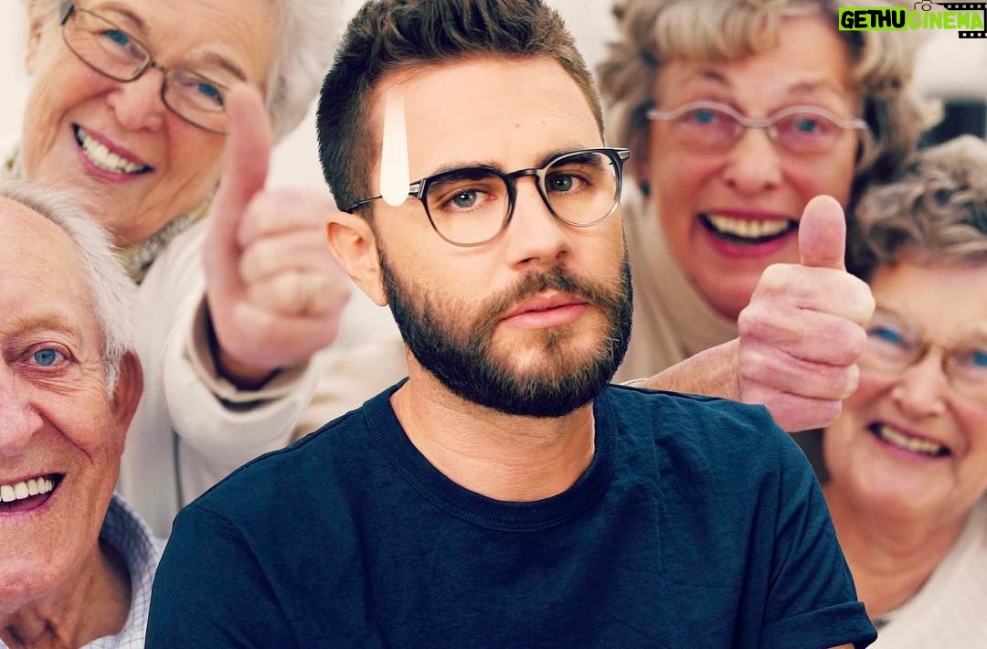 Cyprien Iov Instagram - Hey, vous avez vu ma nouvelle vidéo ? 👴👵