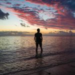 Cyprien Iov Instagram - Devant l'océan indien. Île de la Réunion