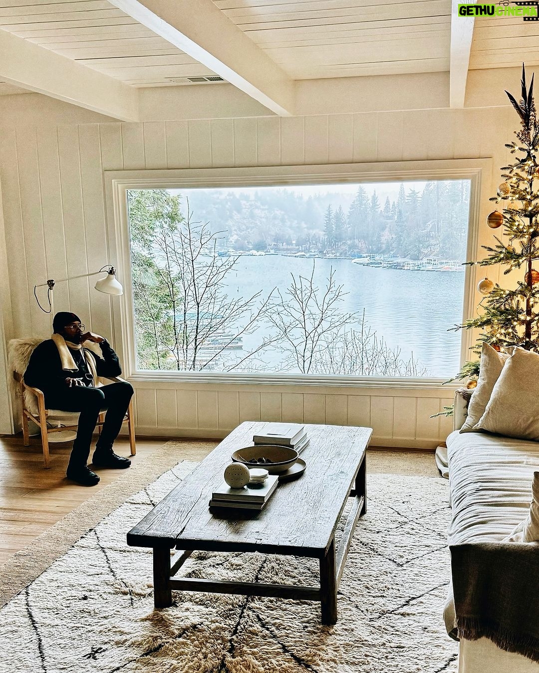 D-Nice Instagram - I enjoyed the most amazing Christmas holiday with my family at a lake house in Lake Arrowhead. No TVs and limited phone usage. Just pure quality time to bond as a family. Thank you @emeraldlakehouse for allowing us rent your beautiful place and making us feel like we were home. I’m feeling rejuvenated and ready to make 2024 monumental. Much gratitude!