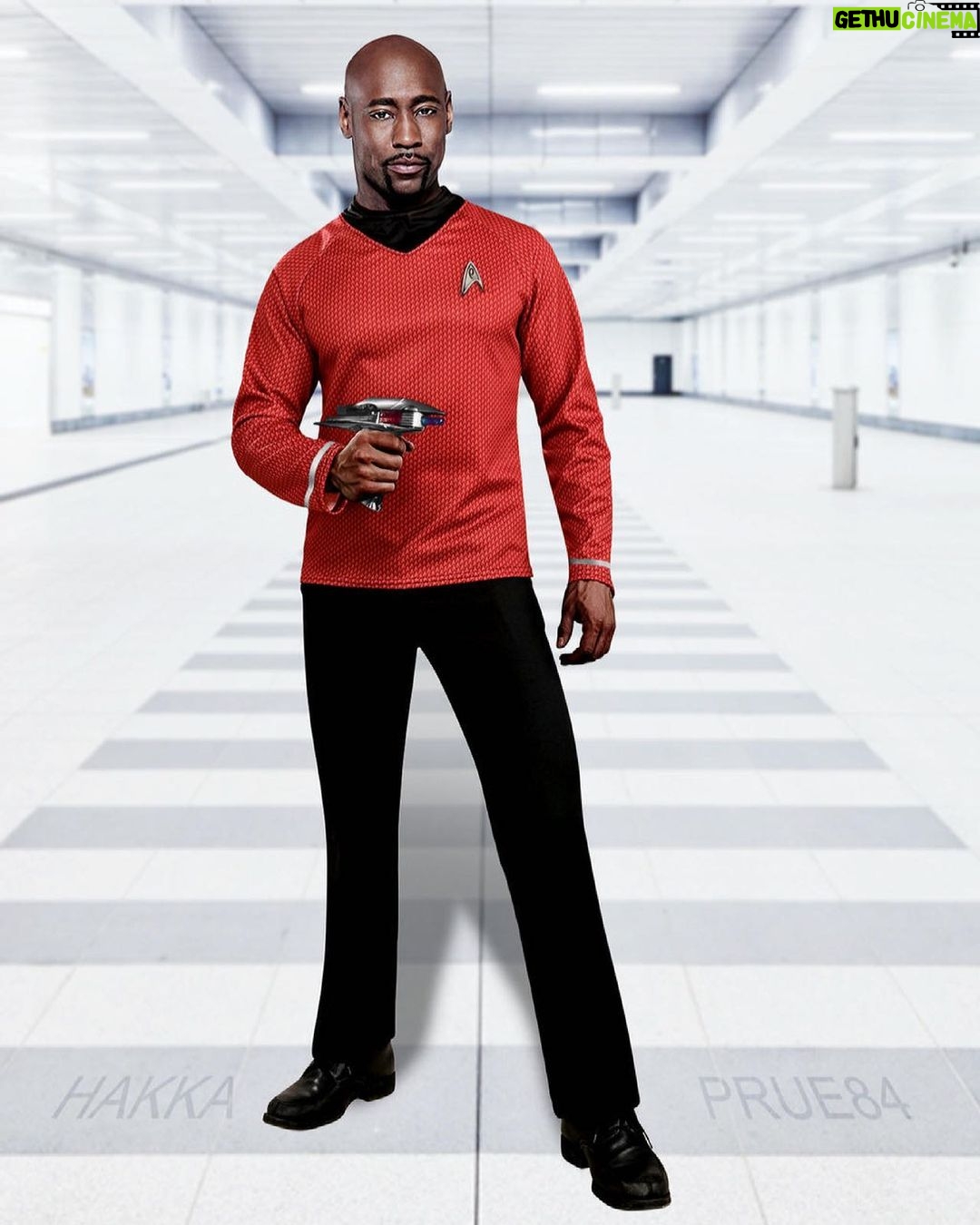D.B. Woodside - 77.6K Likes - I mean... 🤷🏾♂️ Thank you for this Prue84 #startrek #NnamdiUhuro #dbwoodside