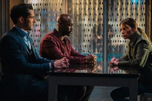 D.B. Woodside Instagram - When you’re the only one not making eye contact 😇😂 #amenadiel #lucifer #dbwoodside