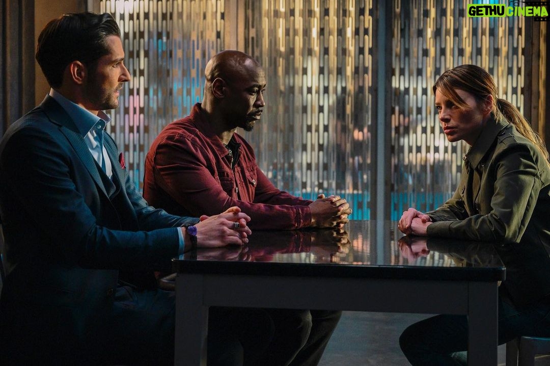 D.B. Woodside - 111.2K Likes - When you’re the only one not making eye contact 😇😂 #amenadiel #lucifer #dbwoodside