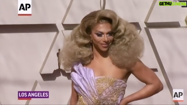 D.J. "Shangela" Pierce Instagram - Never be afraid to show up and WERQ for ur dreams. They CAN come true ❤️🙏🏽😁 Believe in yourself, and may God bless all y’all today and everyday. #oscars #2019 #memories