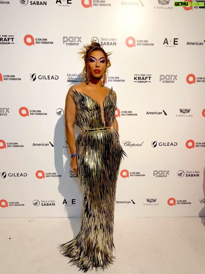 D.J. "Shangela" Pierce Instagram - I really felt beautiful tonite. thank u to the squad, and thank u to the lighting 💕😁 dress @bbcouturenyc makeup @callher6 hair @itssammyhair