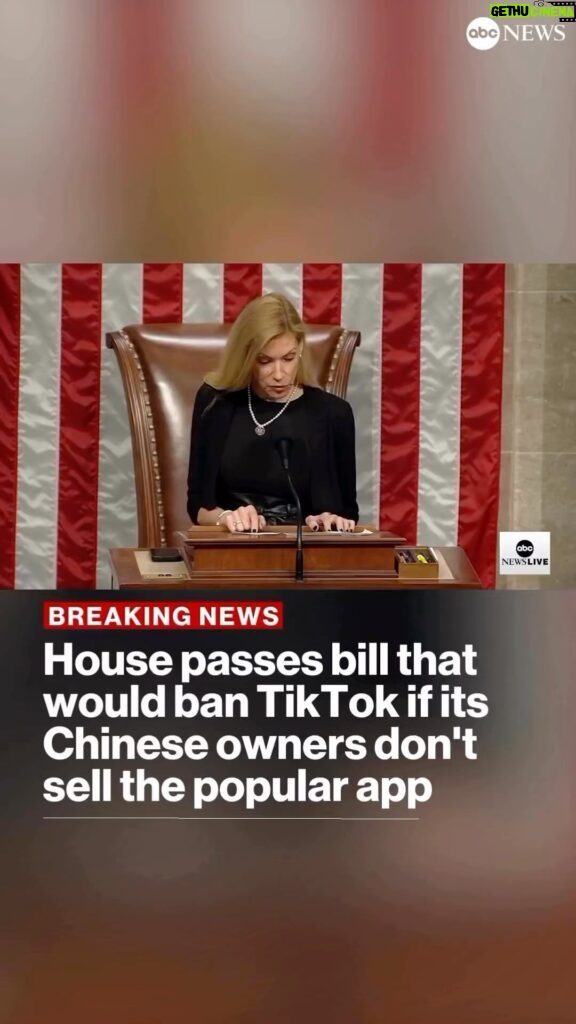 D.L. Hughley Instagram - THESE KIDS ‘BOUT TO SNAP!! (No pun intended) 😵‍💫 #TeamDL @abcnews : BREAKING: The House has passed bipartisan legislation to force TikTok’s Chinese parent company to sell the social media platform or face a ban in the U.S.
