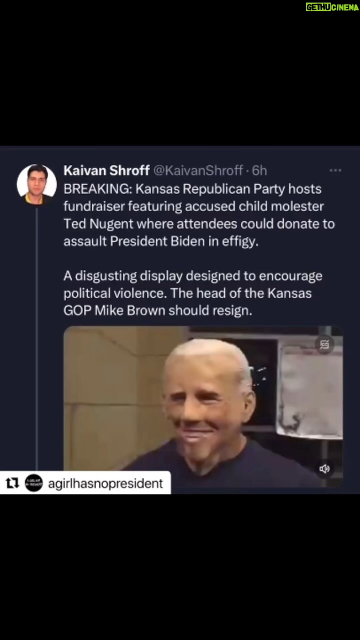 D.L. Hughley Instagram - These effing people!! #TeamDl