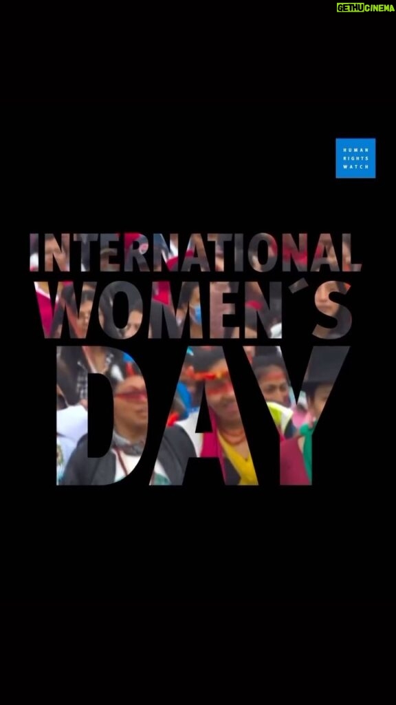 D.L. Hughley Instagram - Happy International Women’s Day 👏🏽👏🏿👏🏻👏🏾👏🏼 Make sure the women in your life know how much they are appreciated and admired. @humanrightswatch : On International Women’s Day, we want to honor and celebrate women, thank women who uplift other women, and recognize those who understand the power of solidarity.