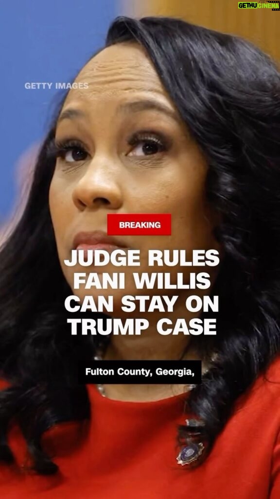 D.L. Hughley Instagram - WELP!! 🤷🏾‍♂️✌🏾#TeamDL Source - @cnn : Fulton County District Attorney Fani Willis can stay on and prosecute the Georgia 2020 election interference racketeering case against former President Donald Trump and 14 of his co-defendants, Judge Scott McAfee ruled Friday, but only if she removes the special prosecutor with whom she engaged in a romantic relationship. After more than two months marked by a flurry of court motions and hearings, which included fiery testimony from Willis on the stand defending her relationship with Nathan Wade, the sprawling conspiracy case against Trump and his 2020 allies can now proceed – depending on Willis’ decision. Read more at the link in our bio.