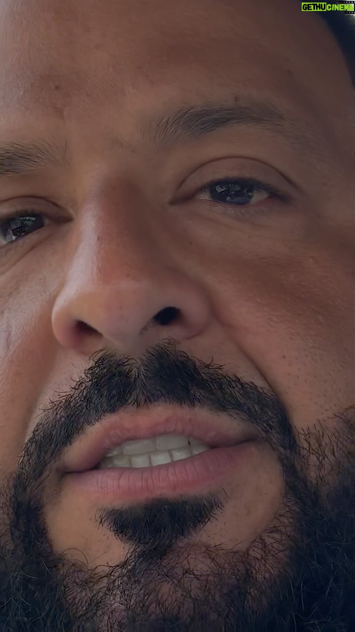 DJ Khaled Instagram - βπ½π 1 ready to go π¦πππ½π€― @djkhaled @champagnepapi itβs Almost ( THAT TIME ) Word for word you know when u put the mic π€ in the air and dem sing it word for word . follow @wethebest for more updates