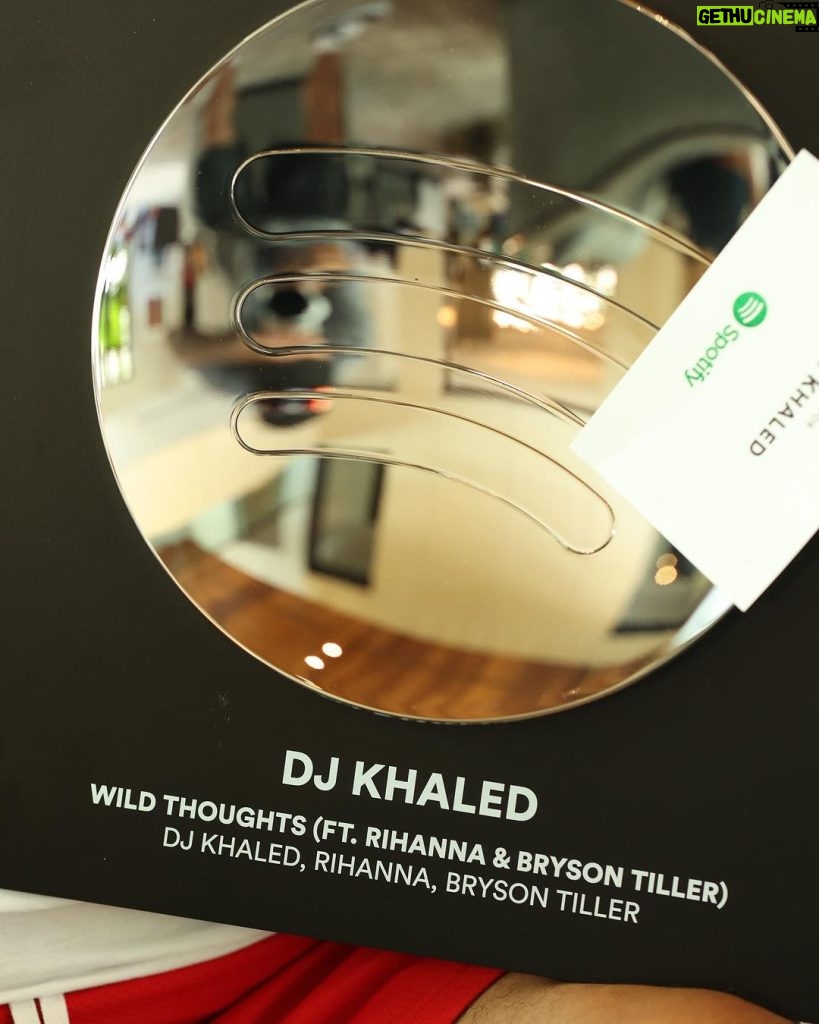 DJ Khaled Instagram - Thank u #FANLUV and @spotify for the love! It’s time to get back to the hits ! Get the plates 🍽️ ready! LETS EAT!! New album in the works ,it’s SPECIAL! @wethebest #WILDTHOUGHTS BILLI and adding this to the collection #IMTHEONE BEEN BILLI , MORE CHUNE SOON COME
