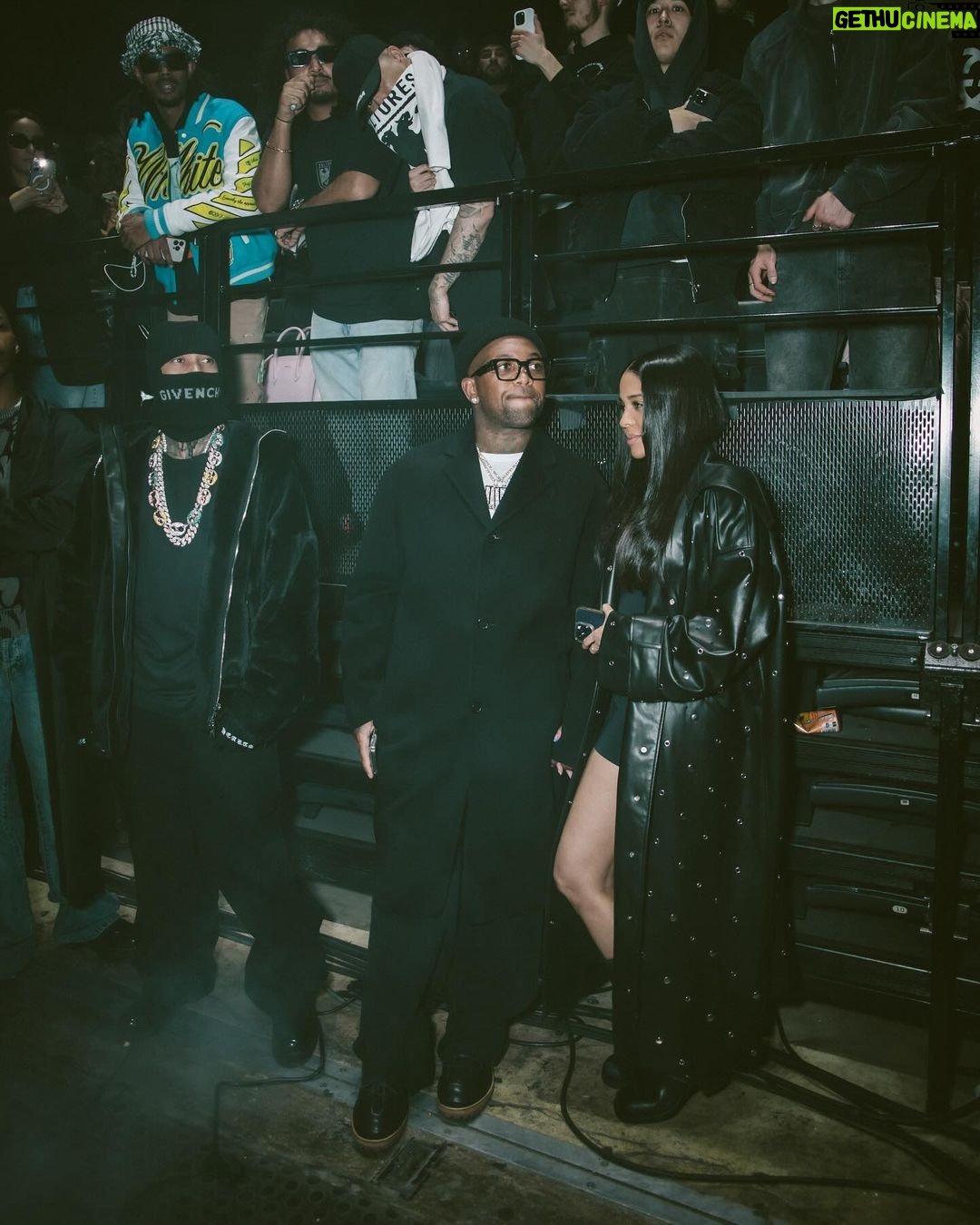 DJ Mustard Instagram - 🇫🇷 . Paris, France