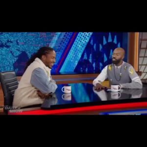 D Smoke Instagram - Here’s a clip from when I did the daily show the other night with my bro @desusnice .  What hiking trail should I hit next? 
#workhardplayhard

📸 @mpvinny300