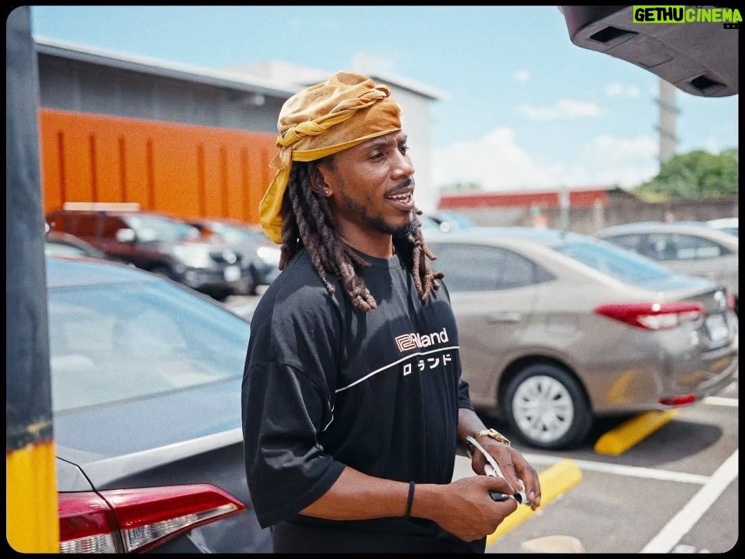 D Smoke - 17.2K Likes - Hoy un Documental…
Mañana el video!
Work Hard Play Hard video drops tomorrow!
Until then, follow us through Costa Rica to the Caribbean side, where the Afro Latino community blessed us with a warm welcome. My Bro @inglewoodsir on our international 🥷-lanthropy. Lol
@directedbysergio