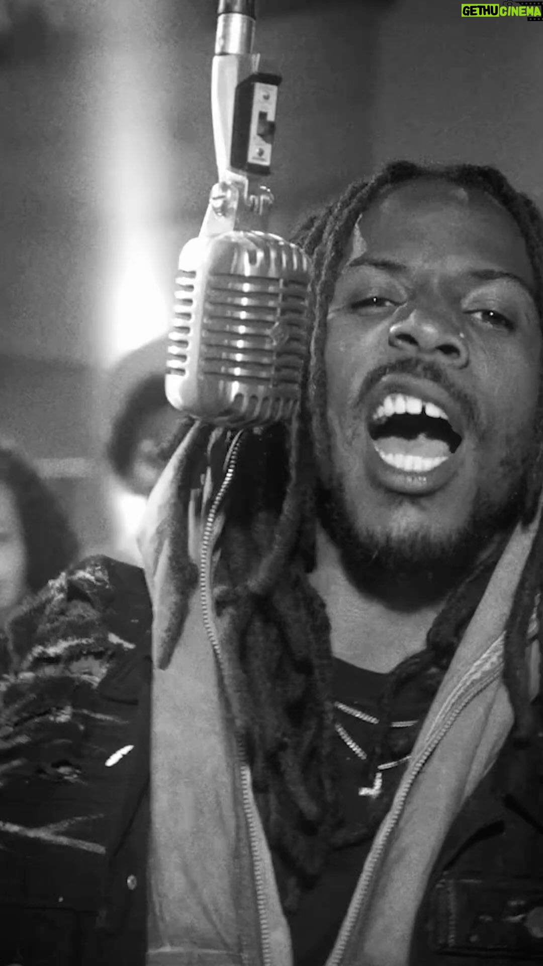 D Smoke - 47.8K Likes - Who saw me on @iHeartRadio’s Living Black! show tonight?
https://ihr.fm/2023LivingBlack (https://ihr.fm/2023LivingBlack)
#iHeartLivingBlack