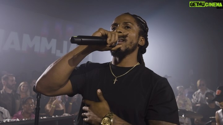 D Smoke - 3.7K Likes - D Smoke & 1500 Or Nothin’ LIVE at the JammJam at Volume Studios.
We teamed up with our friends @1500ornothin to make this epic @thejammjam. Guest performers included Omarion, Ari Lennox, Xzibit, D Smoke, SIR, Ogi, Symba and Trap Jazz all accompanied by the incredible, 1500 Or Nothin’ band. Here is @dsmoke7 incredible performance from that night. Link in bio for the full performance.
We will be dropping videos from each of the guest performers so SUBSCRIBE and stay tuned!
#dsmoke #1500ornothin #1500 #jammcard #jammjam #inglewood #la #musiccommunity