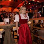 Dagi Bee Instagram - Das erste mal Weißwurstparty im @stanglwirt 🥨♥️🍻 Danke für die Einladung, es war ein Fest ✨| anzeige wegen Markennennung Bio-Hotel Stanglwirt