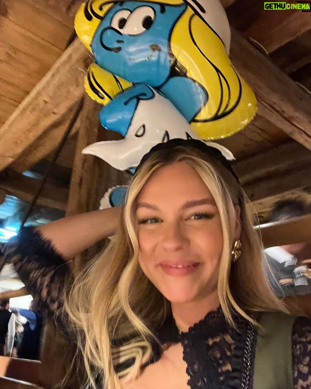 Dagi Bee Instagram - Recap meiner Wiesn 2023 π₯¨β¨π»π‘π & ich habe so viele von euch getroffen! Schee warβs π