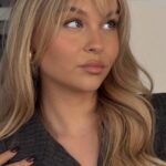 Dagi Bee Instagram - Your very requested : „How I Style my bangs“ Tutorial 🤍✨ Things I used : - Dyson Airwrap - Hair Roller - Color Wow - Raise the Root - got2b - Kleber