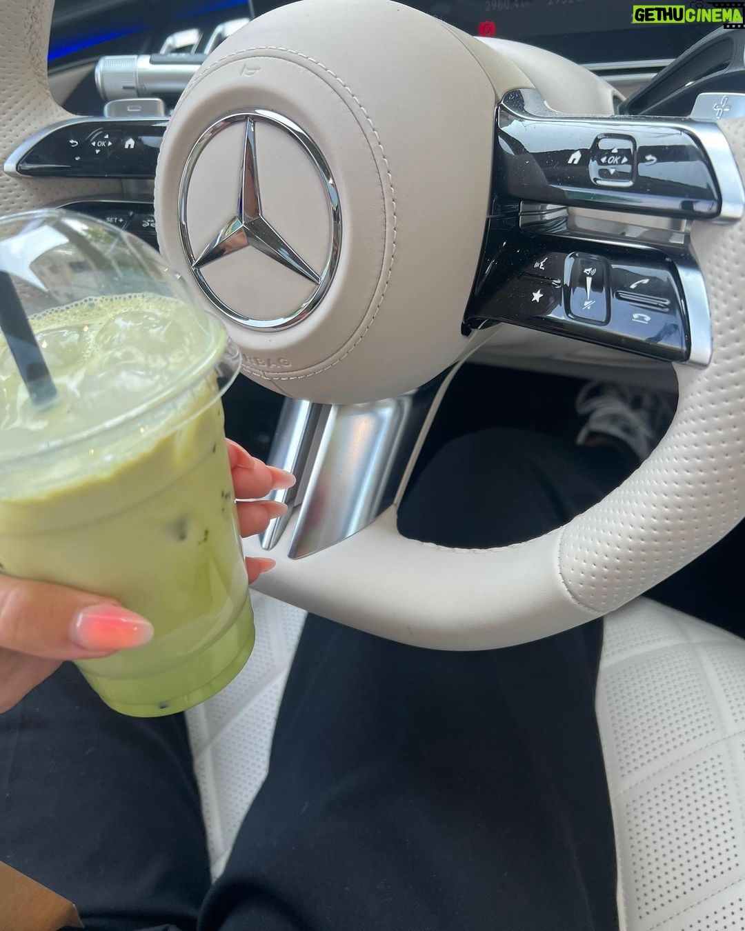Dagi Bee Instagram - Nach unserem einwöchigen Ibiza Urlaub ging es in Woche 27 wieder darum 110% zu geben 💪🏼 ganz nach dem Motto „so much to do, so little time“ aber es war sehr erfolgreich & I’m happyyyy, dass wir alles geschafft haben ✨💕