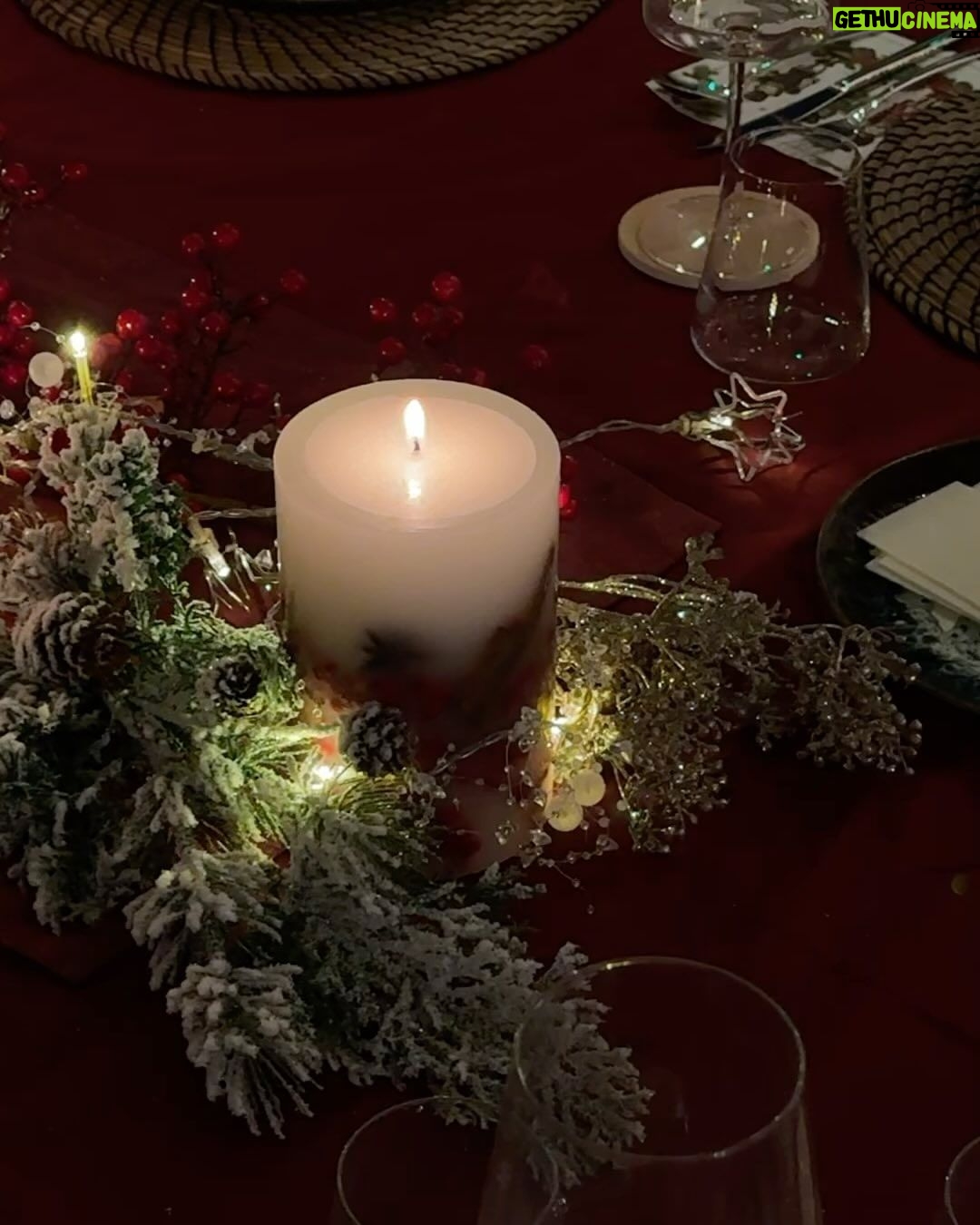 Dagi Bee Instagram - Einen schönen 2. Weihnachtstag wünsche ich euch 🎄🎁♥️ Wie habt ihr Heiligabend verbracht? 🫶🏼