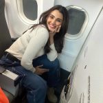 Daisy Shah Instagram - Dil ki mast beat pe ❤️🎶 . . . Denims: @freakinsindia x @viralmantra MUA: @makeupbyvinod . . . #1stflightoftheyear