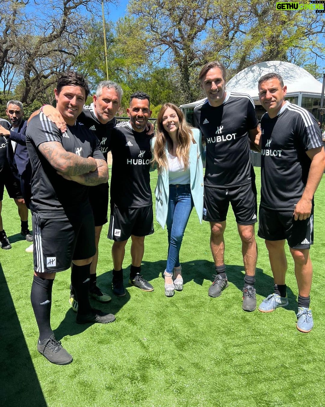 Dalma Maradona Instagram - Evento @hublot y conducción con el 1 @polloalvarez ! Mi equipo BOCA JUNIORS! 💙💛