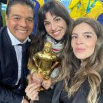Dalma Maradona Instagram - Cuando solo le queres entregar la copa a BOCA y después te das cuenta que es tan HERMOSA que te la queres llevar a tu casa! Gracias Riyadh por este tremendo homenaje! 🎥❤️ @giamaradona @lalomaradonaoficial