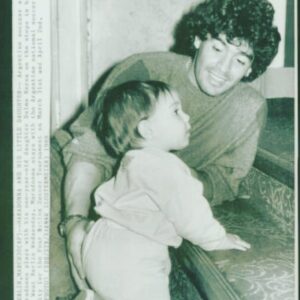 Dalma Maradona Instagram - Cuando los homenajes se terminen, yo te voy a recordar todos los días,cada día extrañándote un poco más ...💔