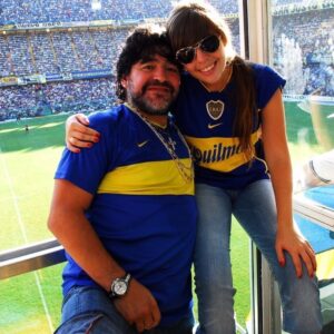 Dalma Maradona Instagram - Gracias por la invitación a ese hermoso homenaje que le hicieron a mi papà ! Gracias desde el presidente de Boca y su comisión directiva,hasta toda la gente que hizo la logística, los que me cruzaron y me demostraron cariño, los que pusieron las banderas, LOS JUGADORES DE BOCA❤️, los de Newell’ s old boys y especialmente Cristian Riquelme! No sabía si iba a poder soportar estar ahí sin el, pero tampoco quería dejar el palco vacío! Hice lo mejor que pude y si bien esta tristeza no se va con nada, les agradezco que lo hayan recordado con tanto cariño y amor genuino! Gracias en nombre de todos sus hijos, sus hermanos Lalo, Hugo,Mary, Lili y sus nietos ❤️