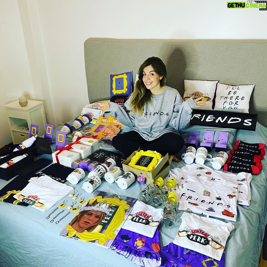 Dalma Maradona Instagram - Al fin llegó el sorteo de Friends! Las ganadoras son: @merchulain @vaans09 @melissaovelarok ! Los premios se retiran por Palermo! 💋